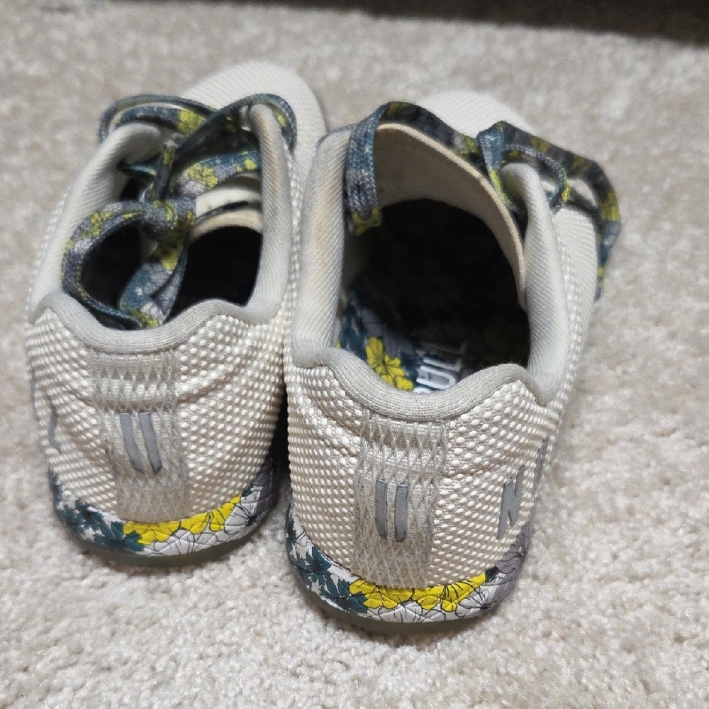 NOBULL Floral Sneakers - Picture 3 of 5
